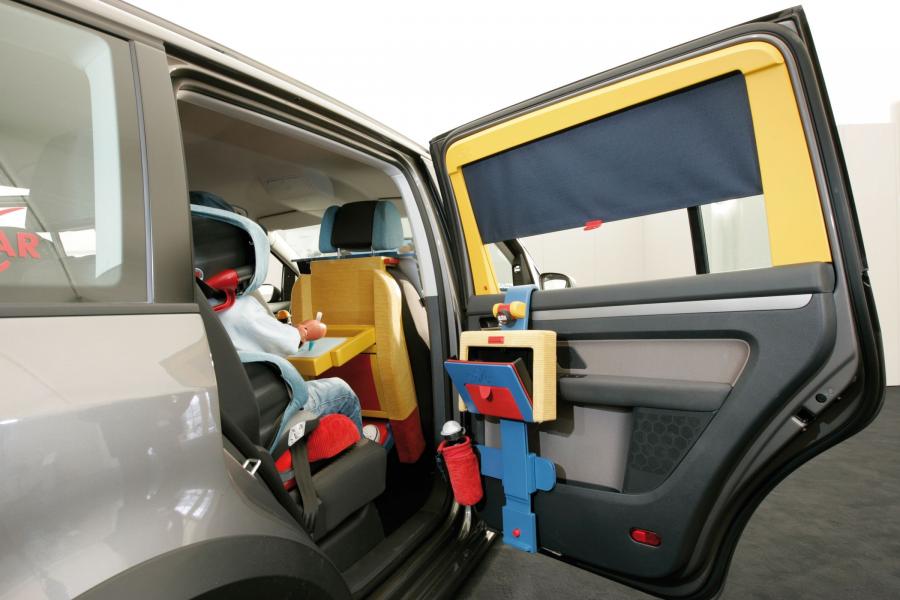  Volkswagen Touran 2007 года  (фото 18 из 74)